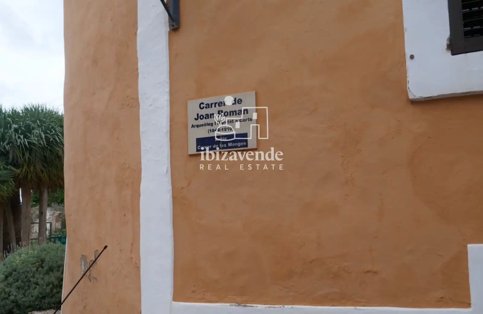 Exterior view of Houses for sale in Eivissa  with Furnished