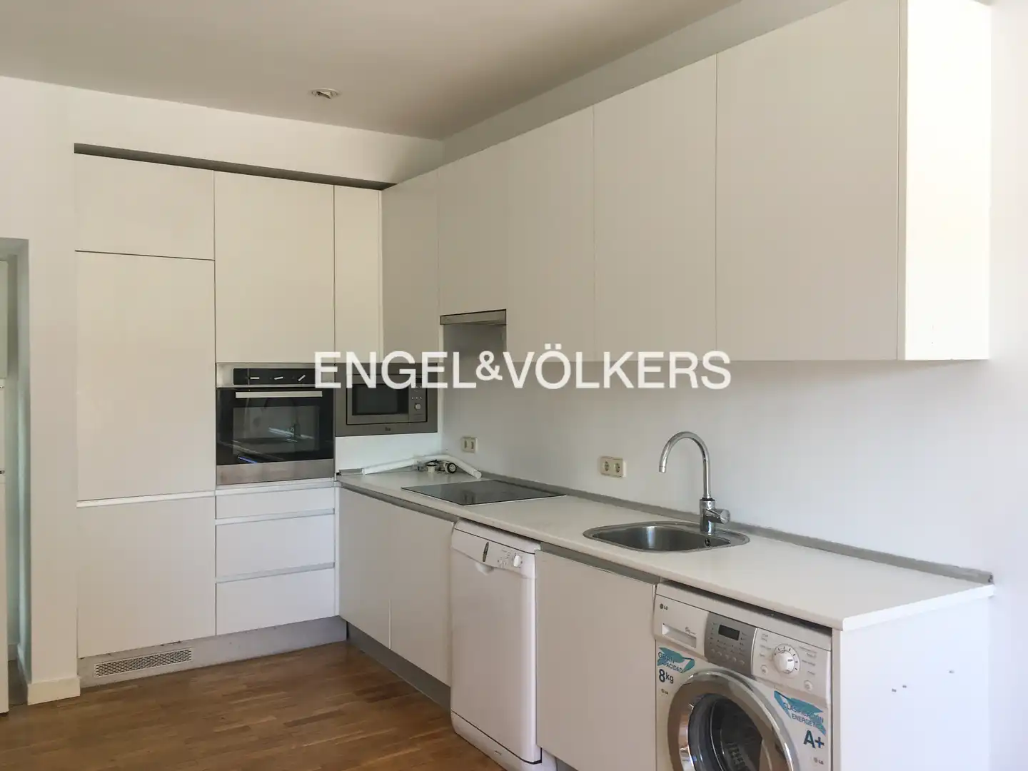 Cocina de Casa o chalet de alquiler en Las Rozas de Madrid con Aire acondicionado, Calefacción y Jardín privado