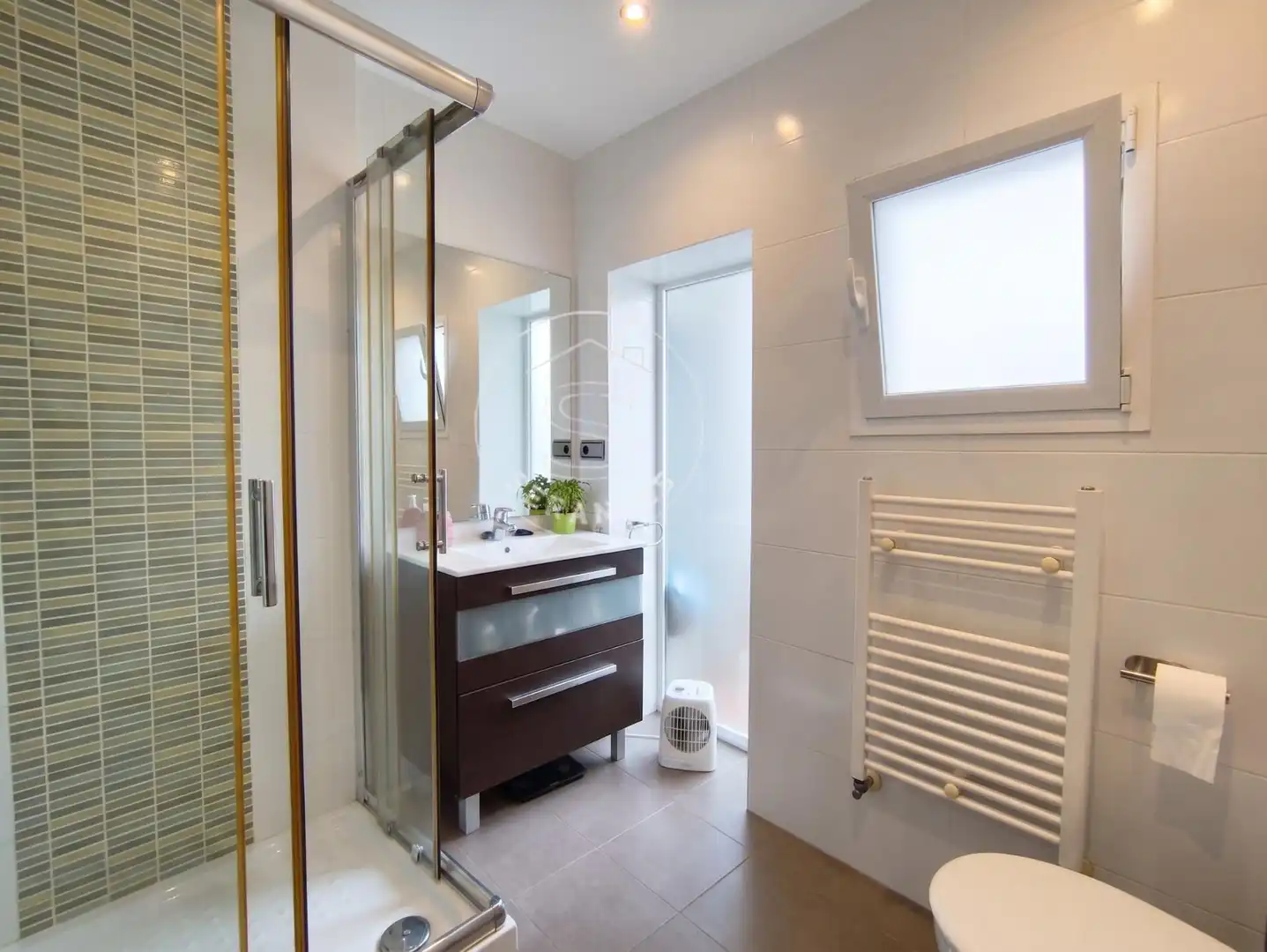 Baño de Piso en venta en  Pamplona / Iruña con Calefacción