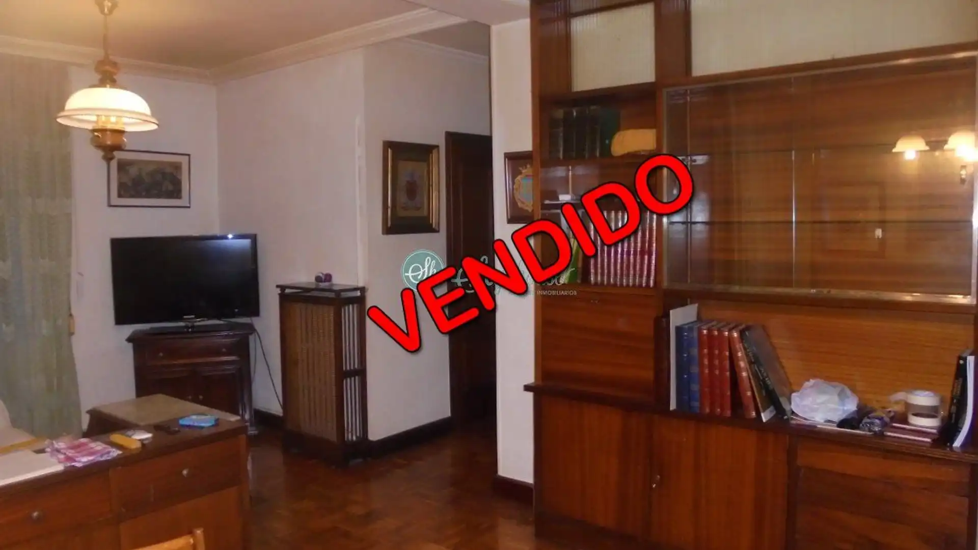 Living room of Flat for sale in Segovia Capital  with Heating, Parquet flooring and Storage room