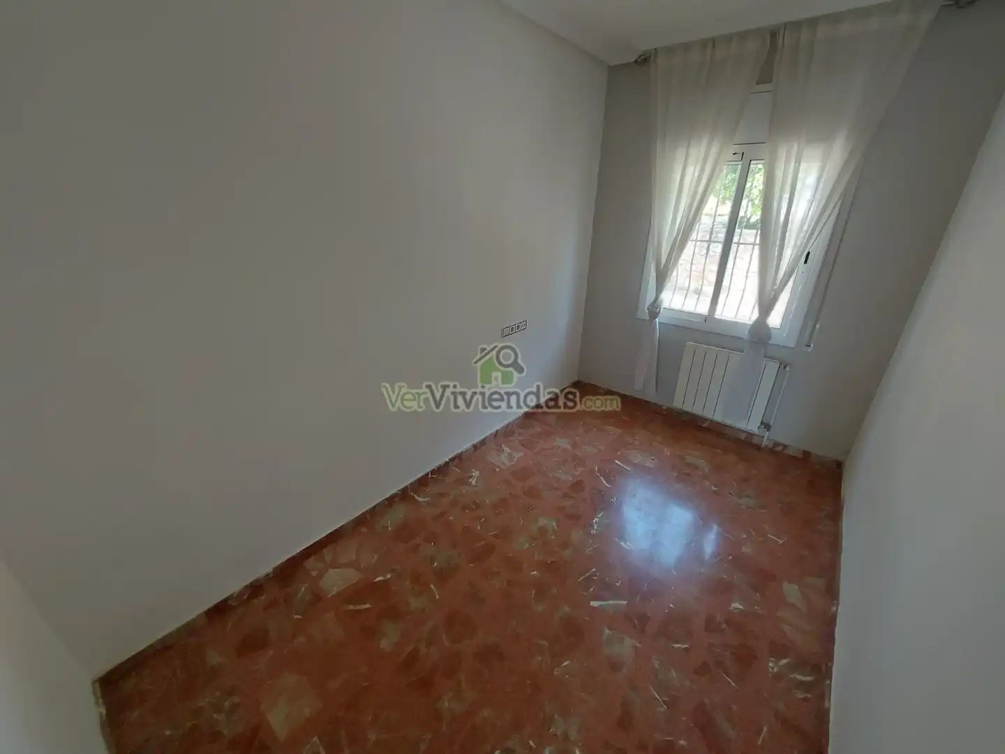 Dormitori de Casa o xalet en venda en Vallirana amb Calefacció, Jardí privat i Terrassa