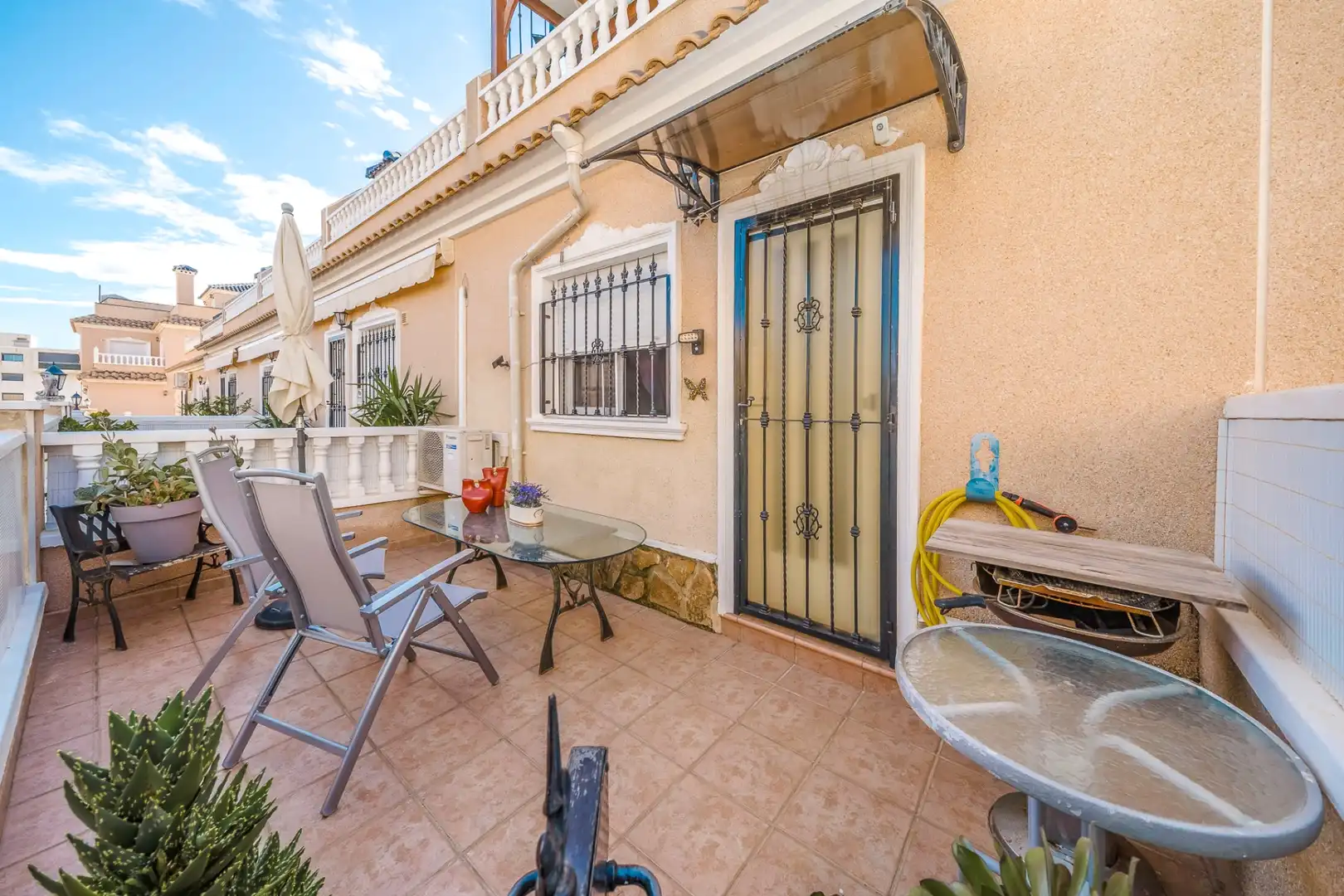 Terrassa de Casa adosada en venda en Orihuela amb Aire condicionat, Terrassa i Traster