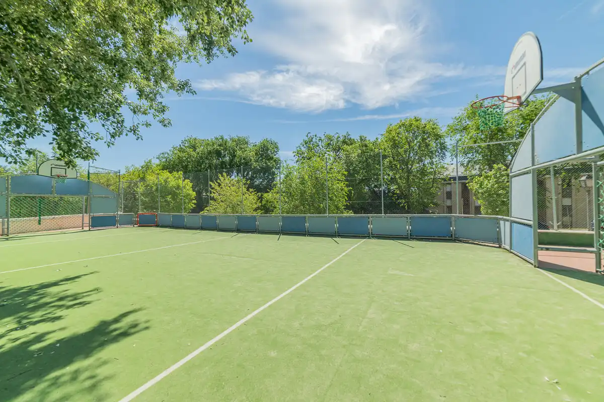 Jardí de Pis en venda en San Lorenzo de El Escorial amb Calefacció, Parquet i Terrassa