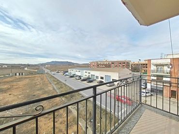 Apartment with balcony for sale in Jumilla, 27 27
