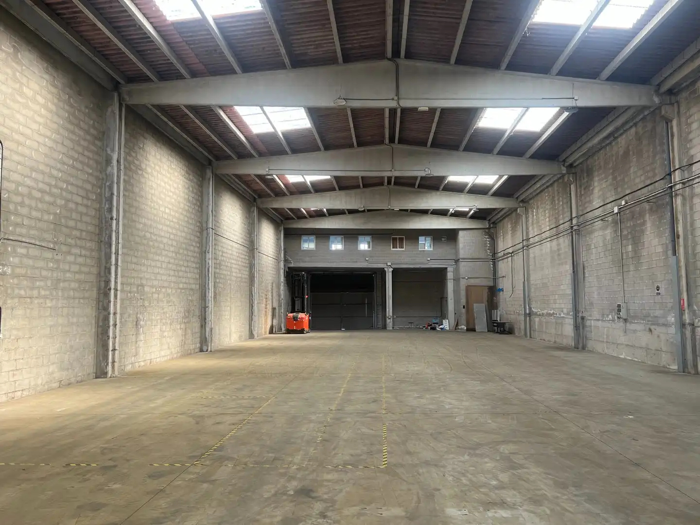 Industriegebäude zur Miete in Rúa Hedras