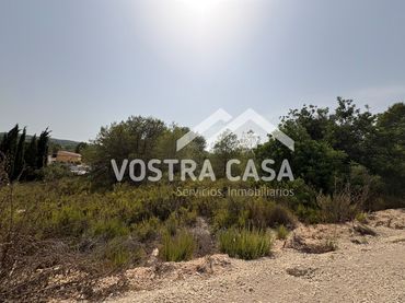 Terreno rustico in vendita a VEINTISIETE