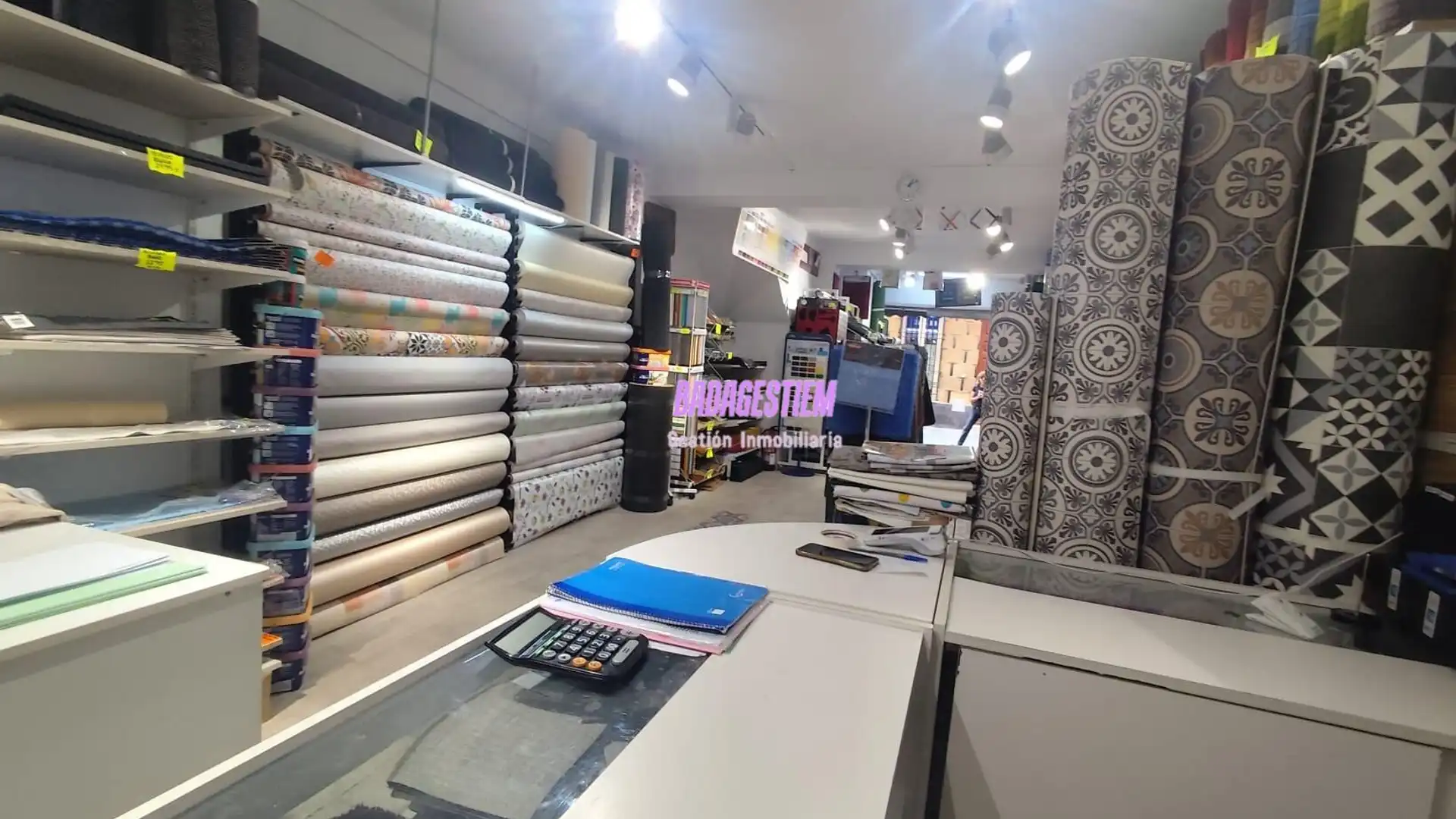 Local en traspaso en Centre