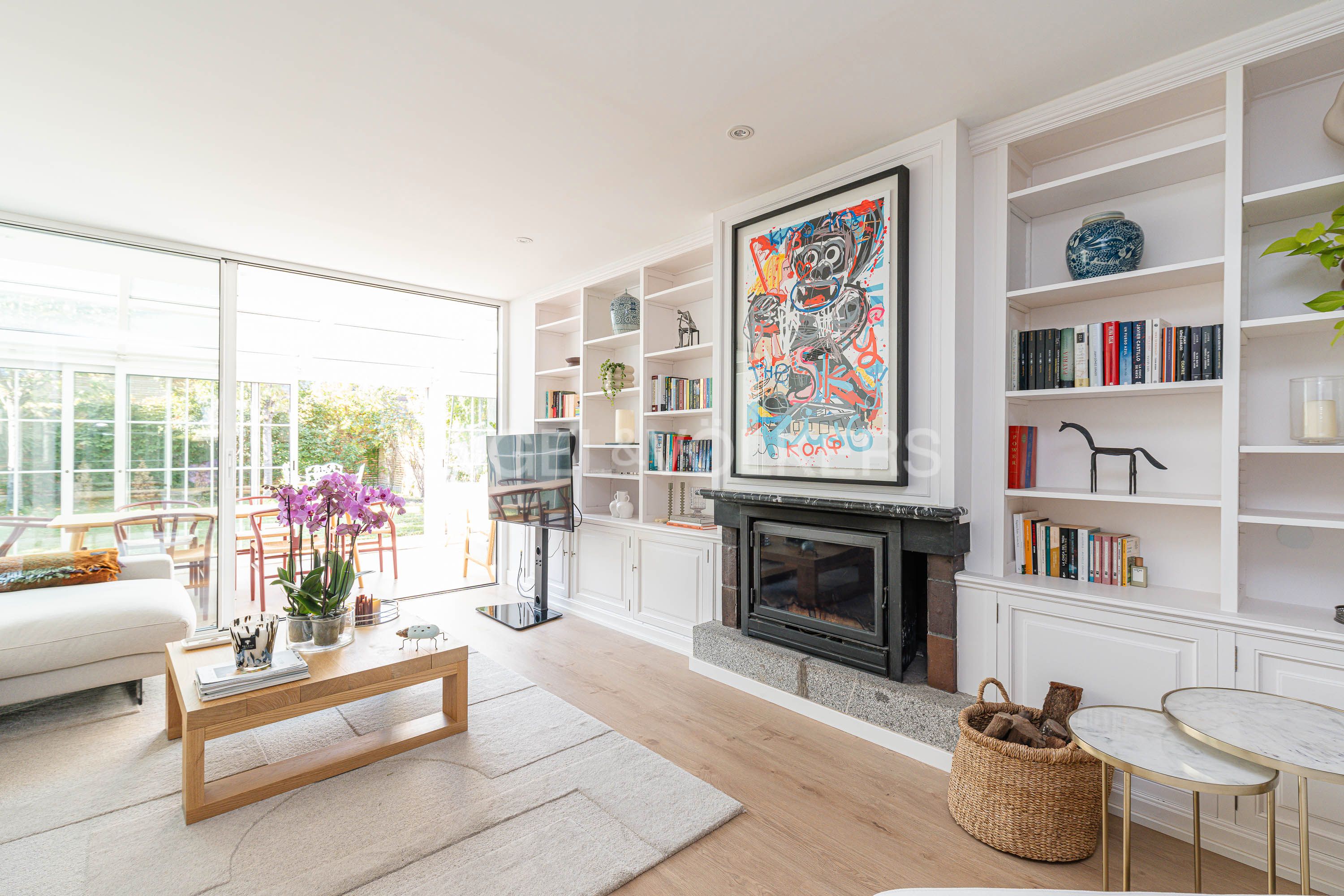 Living room of House or chalet for sale in  Madrid Capital  with Heating and Private garden