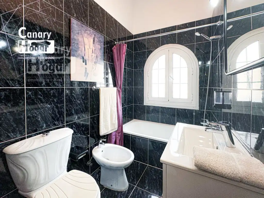 Detached house with pool for sale in Calle de Finlandia, imagen 22