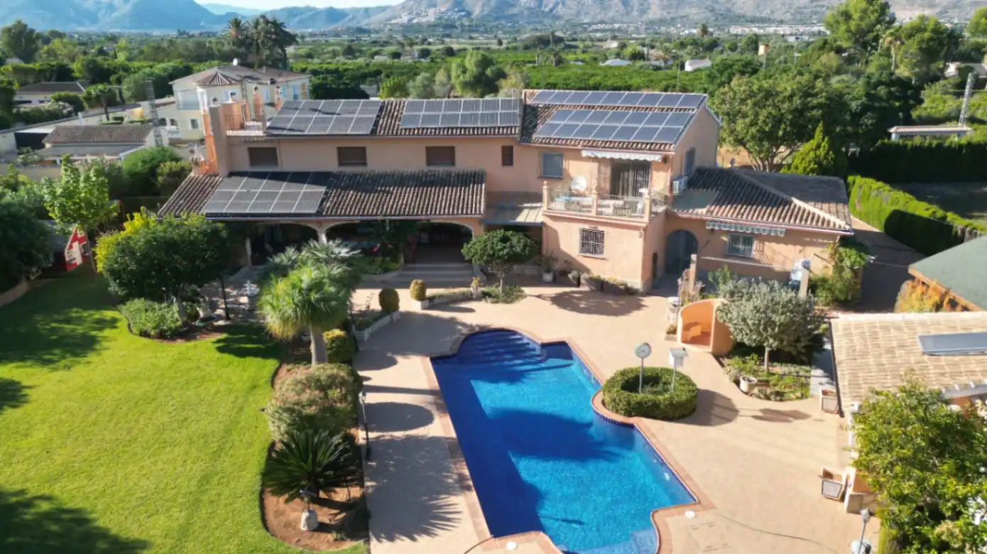 Villa mit Pool zum Verkauf in Centro, imagen 2