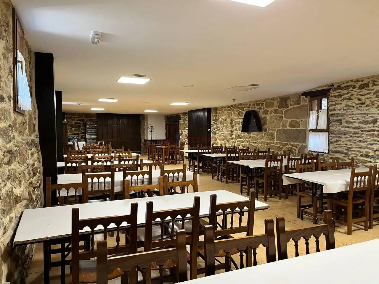 Local en venda en A Pobra de Trives  amb Aire condicionat i Moblat