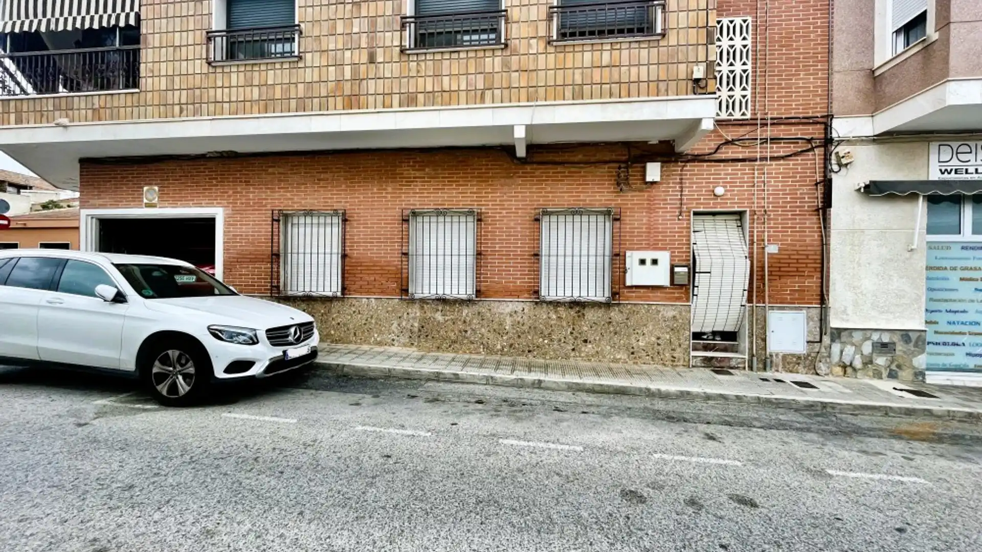 Vista exterior de Casa adosada en venta en Los Montesinos