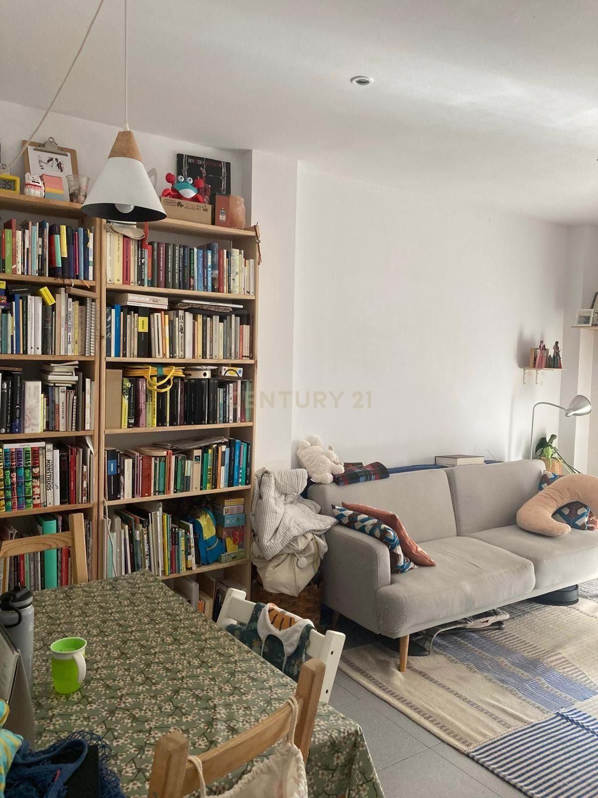 Living room of Flat to rent in Sant Cugat del Vallès  with Air Conditioner, Heating and Terrace