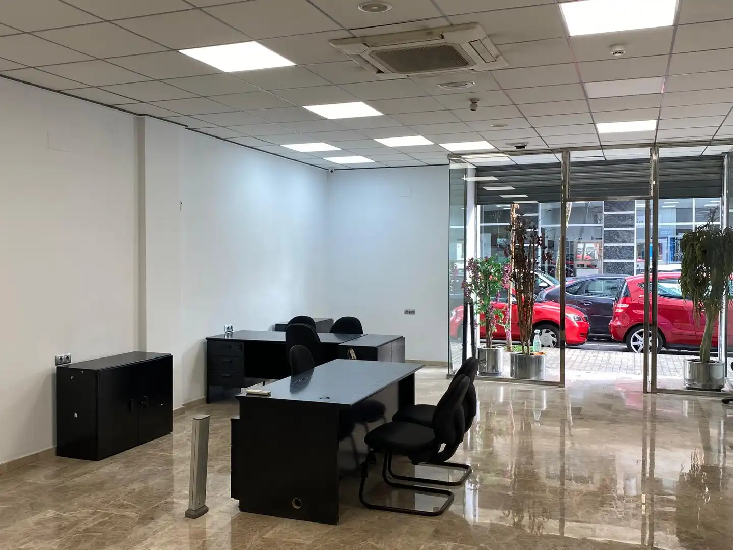 Local de alquiler en Elche / Elx con Aire acondicionado y Amueblado