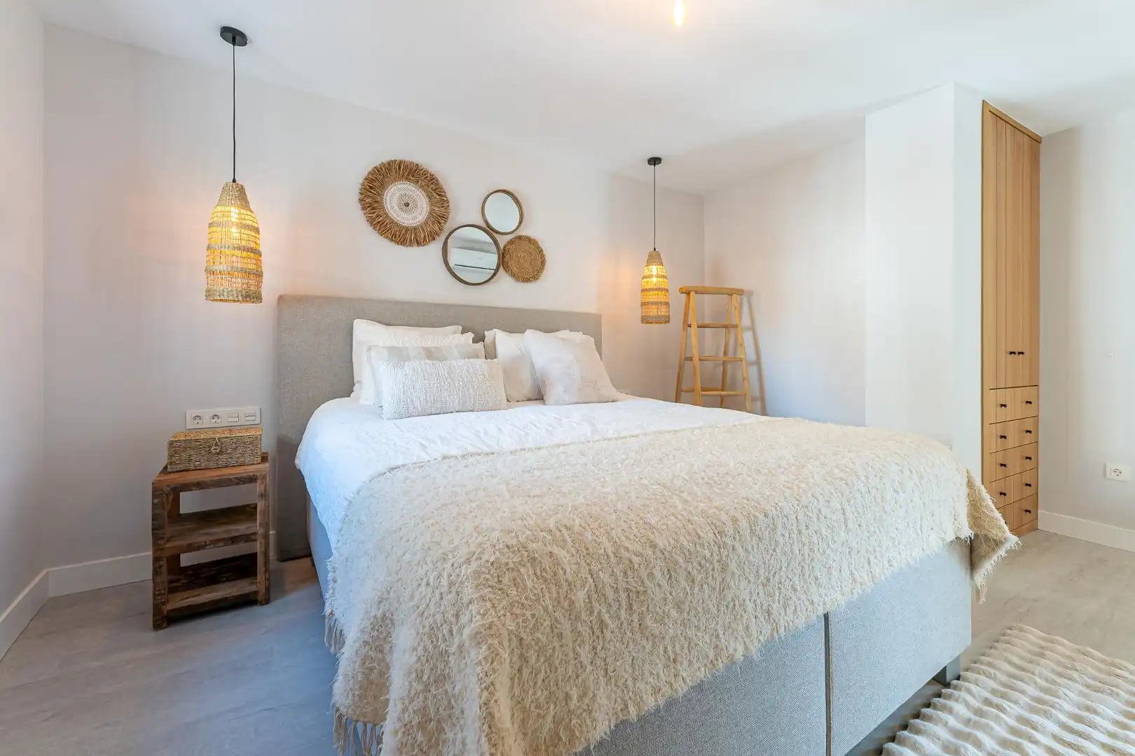 Habitación de Apartamento en venta en Torremolinos con Aire acondicionado, Calefacción y Terraza