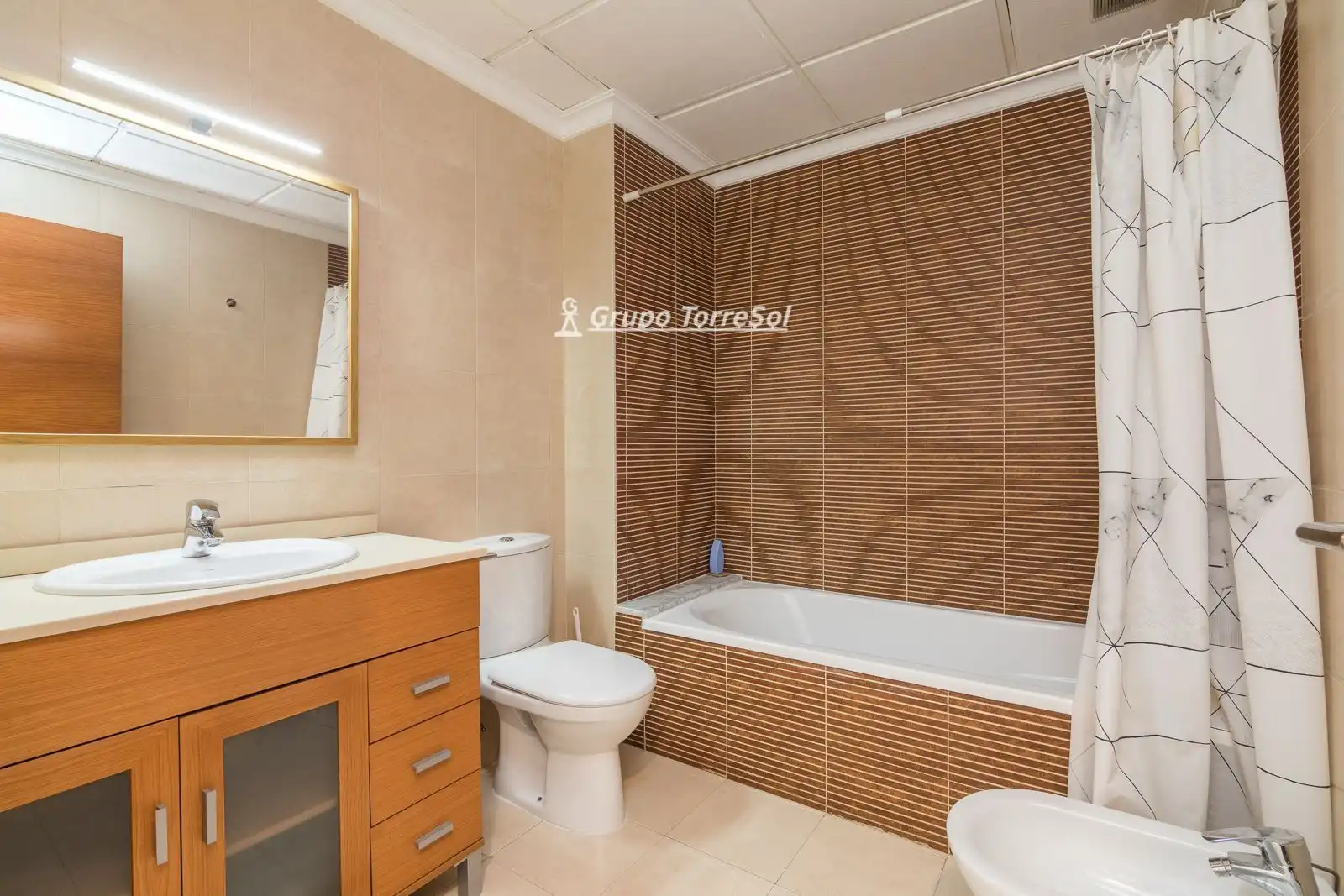 Baño de Ático en venta en Elche / Elx con Aire acondicionado, Calefacción y Terraza