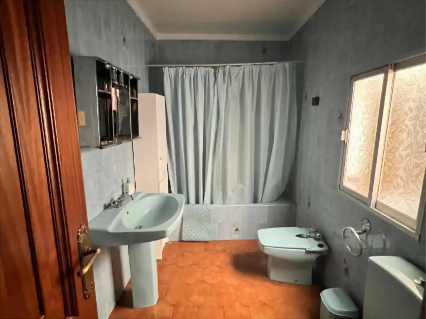 Badezimmer von Wohnung zur Miete in Chillón mit Abstellraum, Möbliert und Balkon