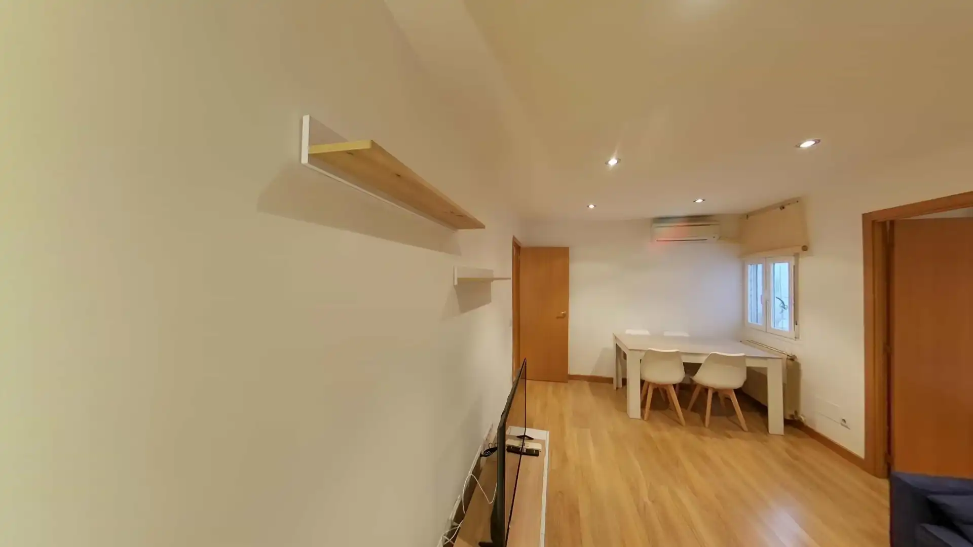 Flat for rent in Calle de Molina, Almenara -Ventilla