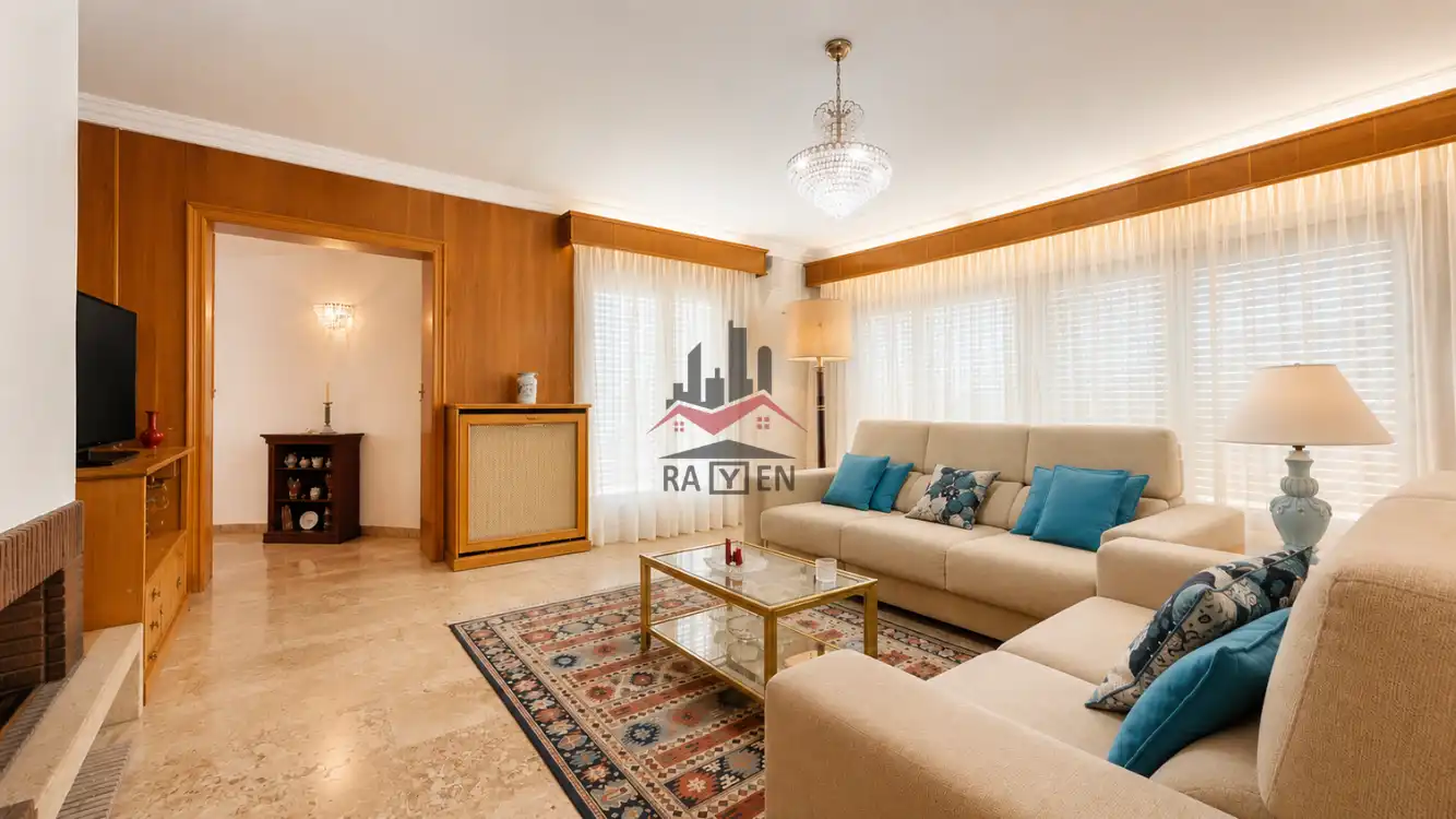 Sala de estar de Casa o chalet en venta en Avinyonet de Puigventós con Calefacción y Jardín privado
