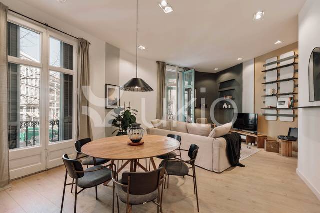 Apartamento en Alquiler en Carrer de Pau Claris en Dreta de l'Eixample