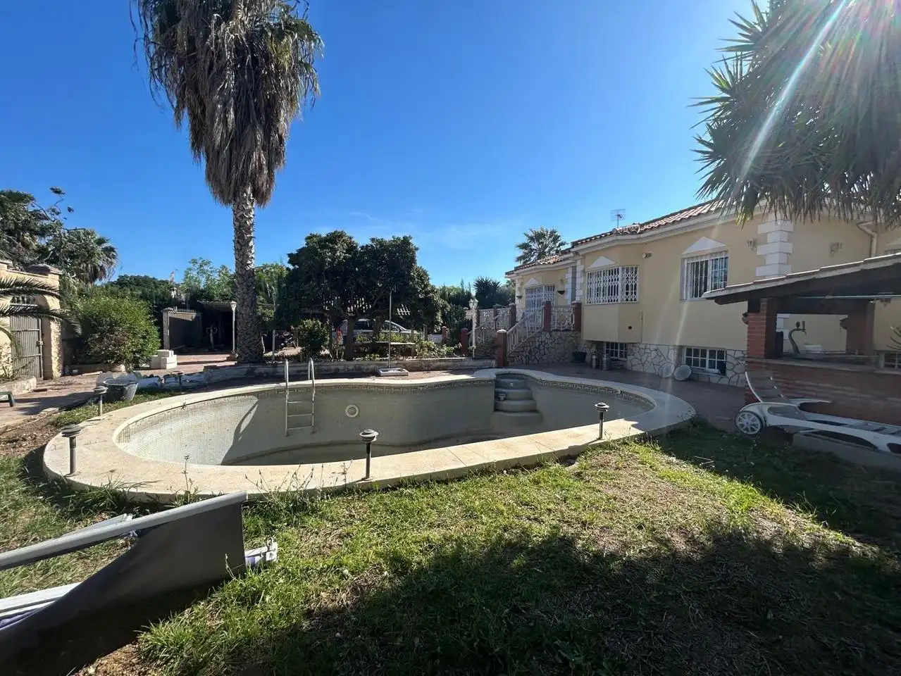 Swimming pool of Houses for sale in Málaga  with Air Conditioner, Heating and Private garden