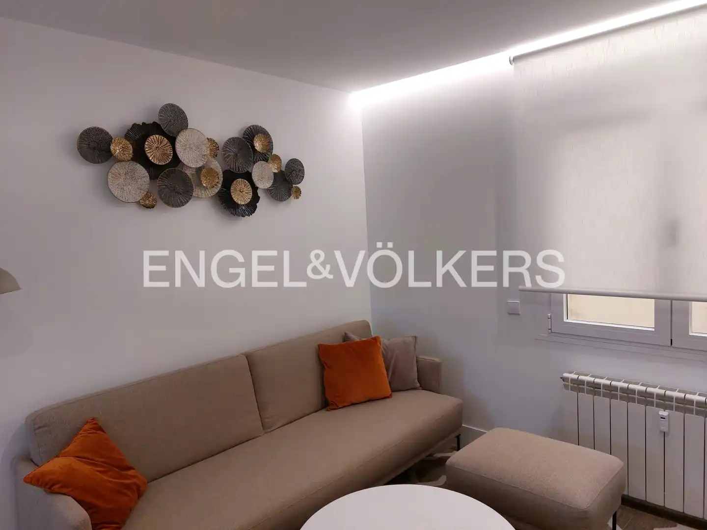 Sala d'estar de Pis de lloguer en Madrid amb Aire condicionat, Calefacció i Parquet