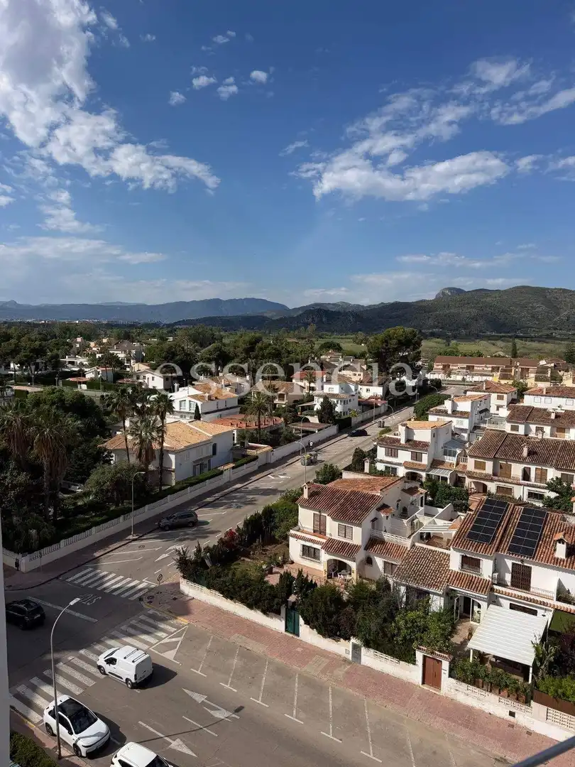Vista exterior de Apartament en venda en Gandia amb Jardí privat, Terrassa i Balcó