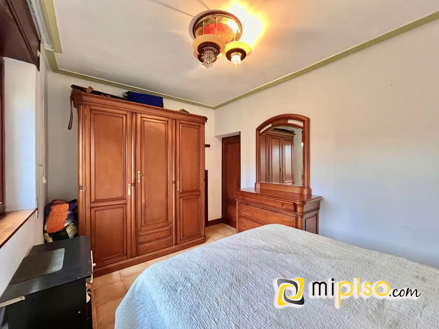 Habitación de Casa o chalet en venta en Laredo