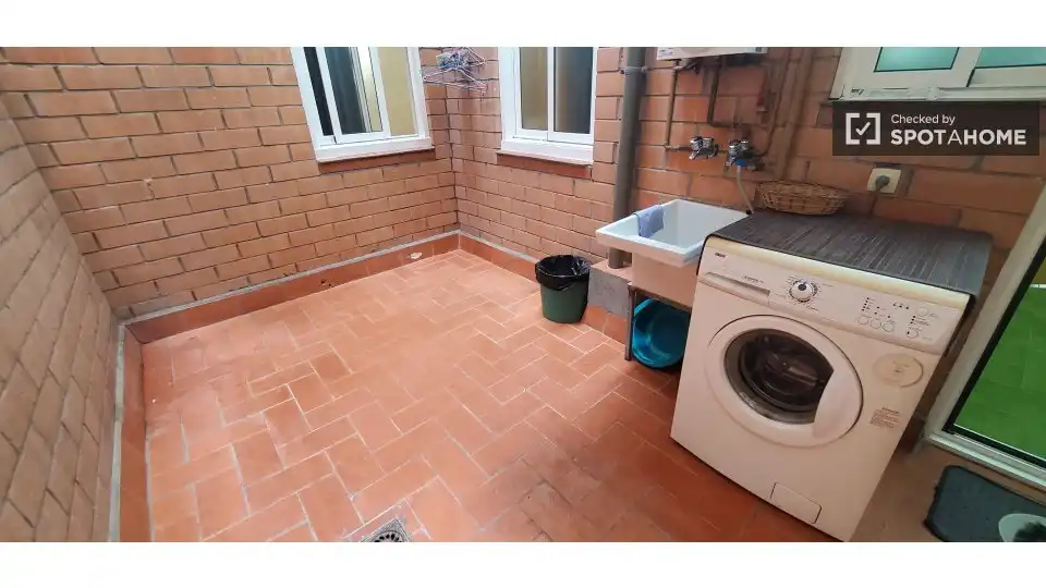 Piso de alquiler en Barcelona con Aire acondicionado, Calefacción y Amueblado