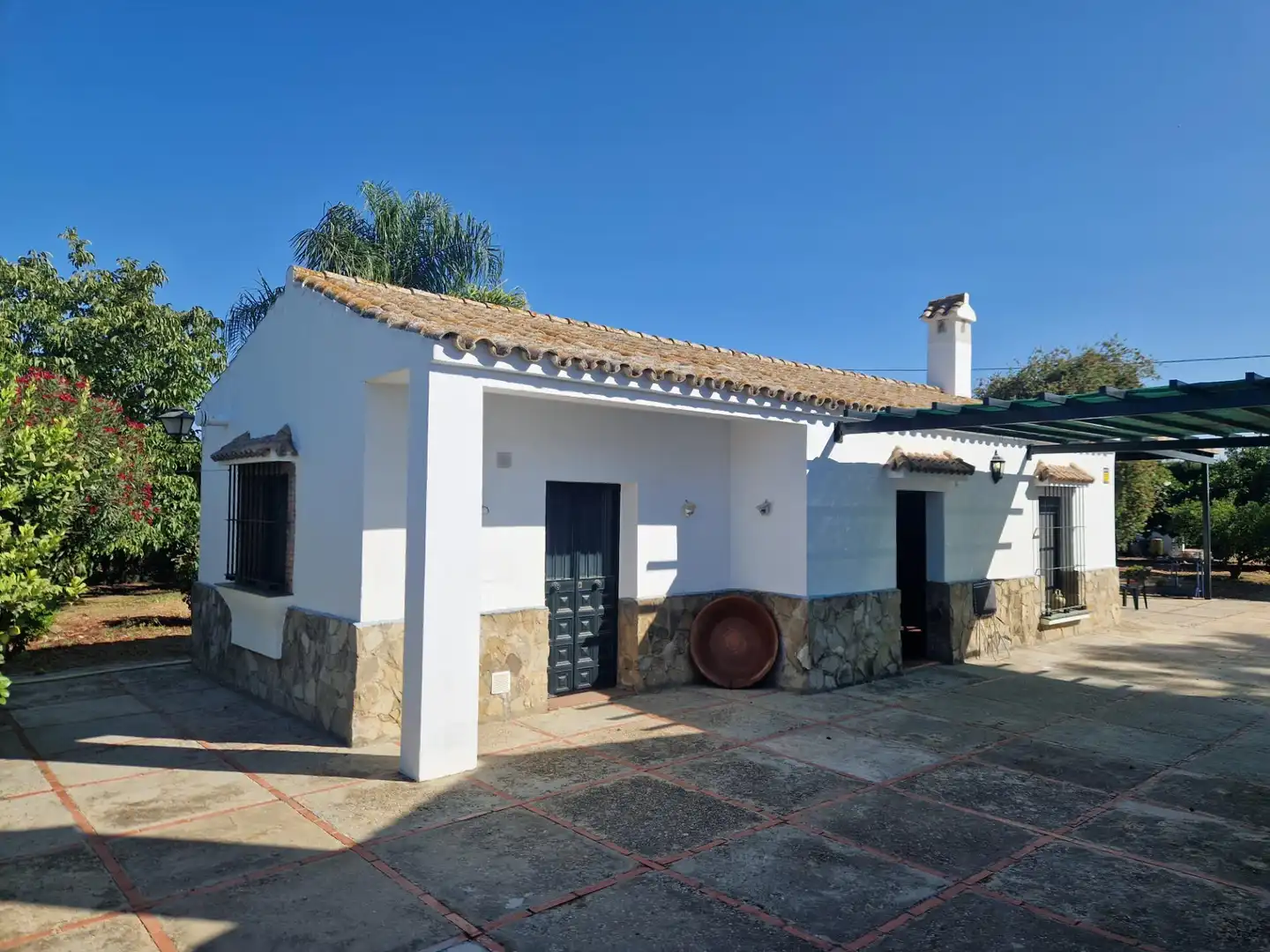 Vista exterior de Finca rústica en venta en Jerez de la Frontera con Aire acondicionado, Calefacción y Piscina