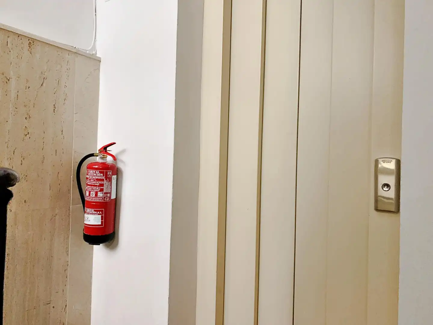 Piso en venta en Madrid con Calefacción, Terraza y Amueblado