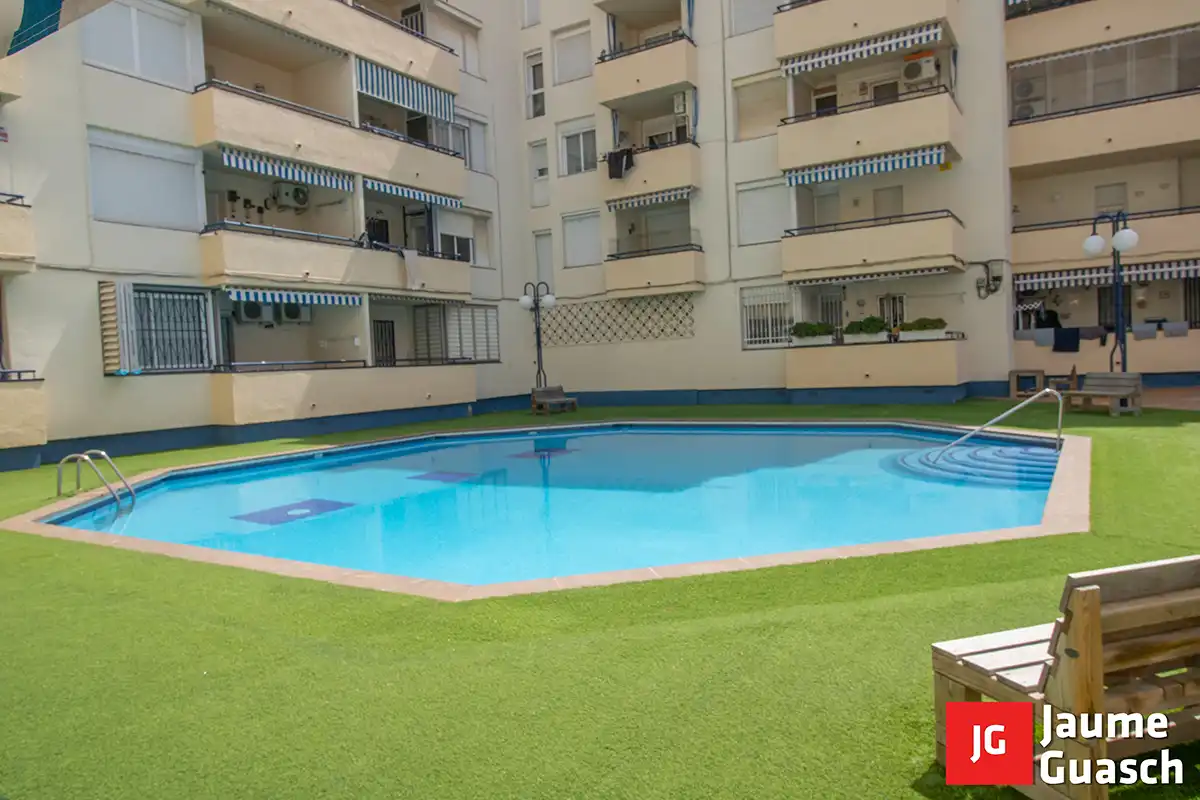 Swimming pool of Flat for sale in Torredembarra  with Air Conditioner, Heating and Terrace