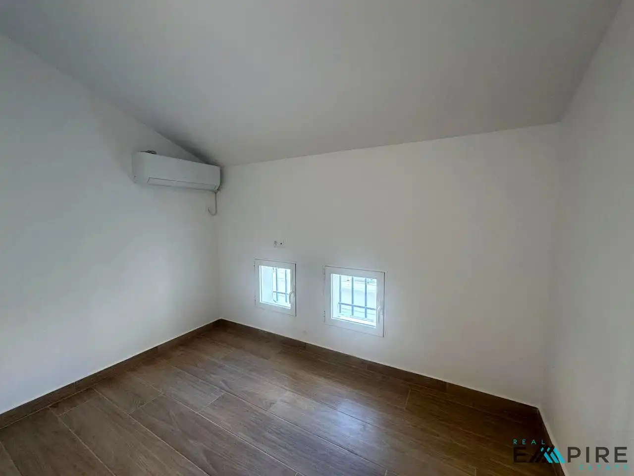 Habitación de Piso para compartir en Parla con Aire acondicionado y Calefacción