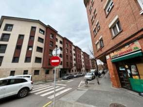 Vista exterior de Piso en venta en Vic