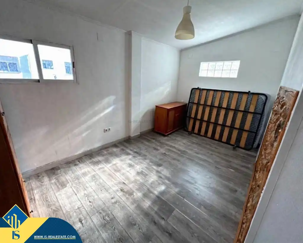 Casa o xalet en venda en Alicante / Alacant amb Terrassa, Moblat i Piscina comunitària
