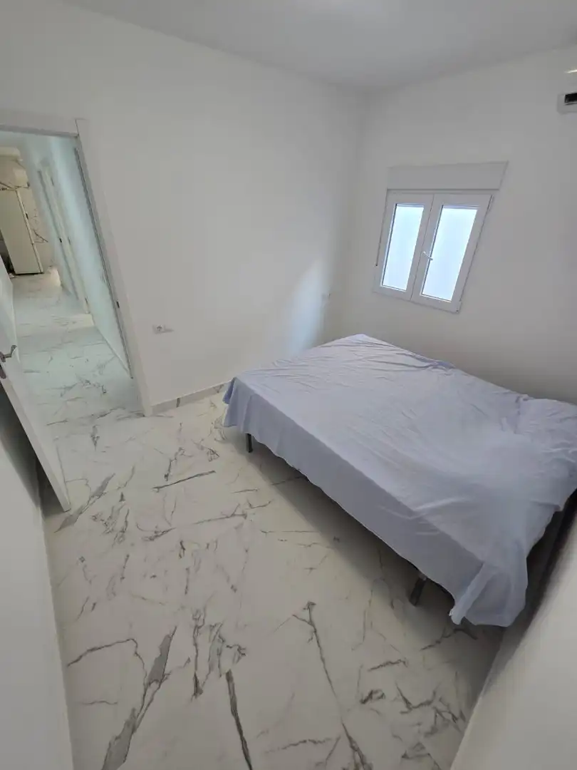 Dormitori de Casa o xalet en venda en La Zubia amb Aire condicionat i Jardí privat