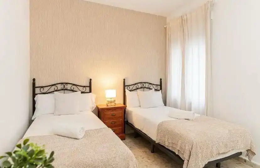 Bedroom of Flat for rent in Torremolinos  with Air Conditioner, Furnished and Balcony