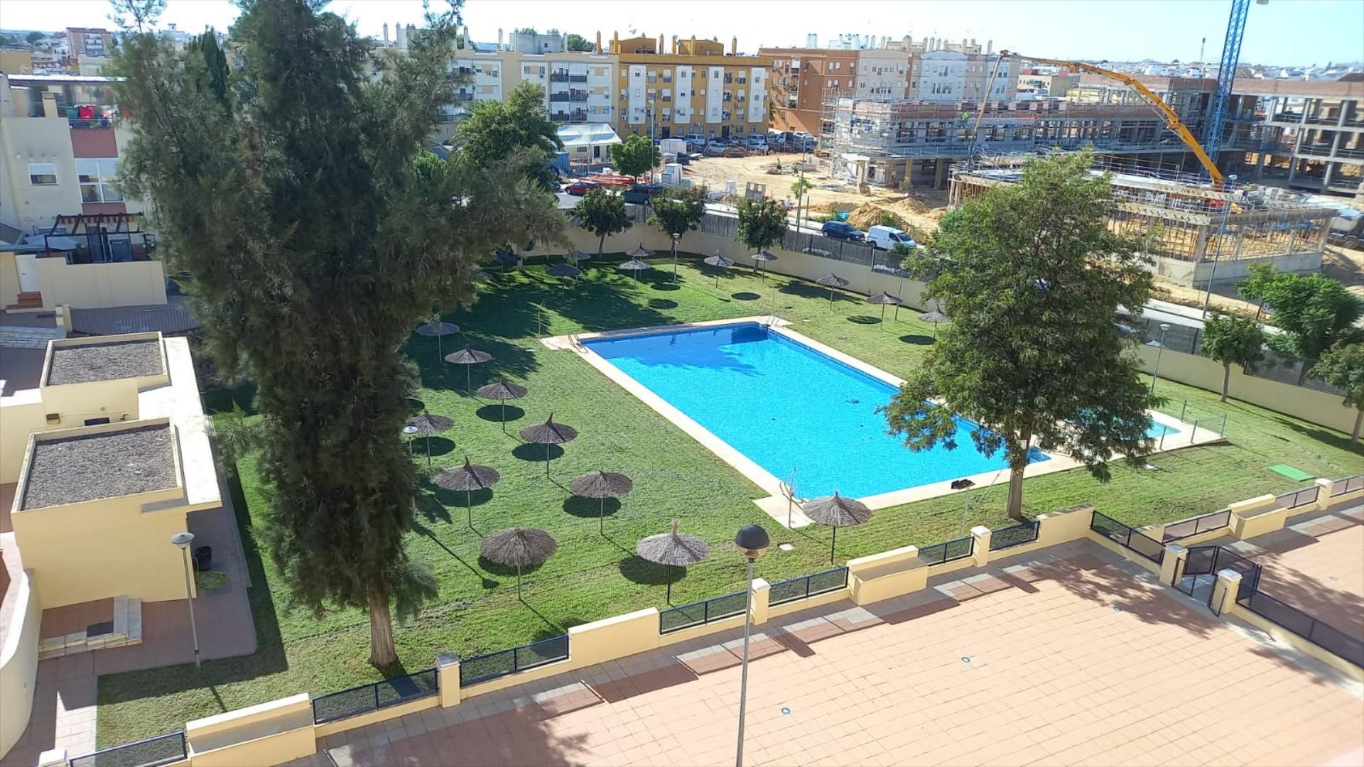 Piscina de Piso en venta en Alcalá de Guadaira con Piscina
