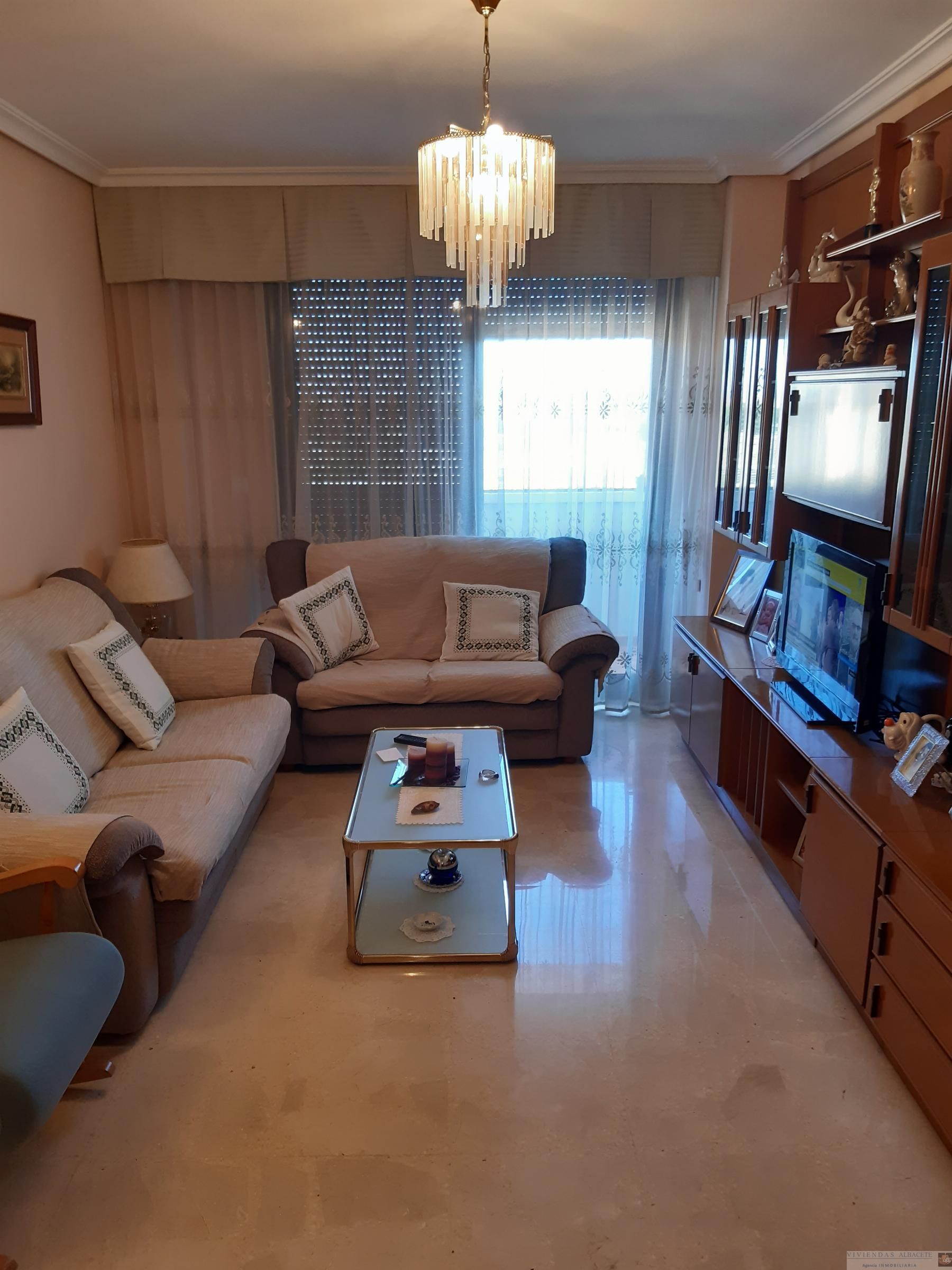 Living room of Flat for sale in  Albacete Capital  with Heating, Storage room and Furnished