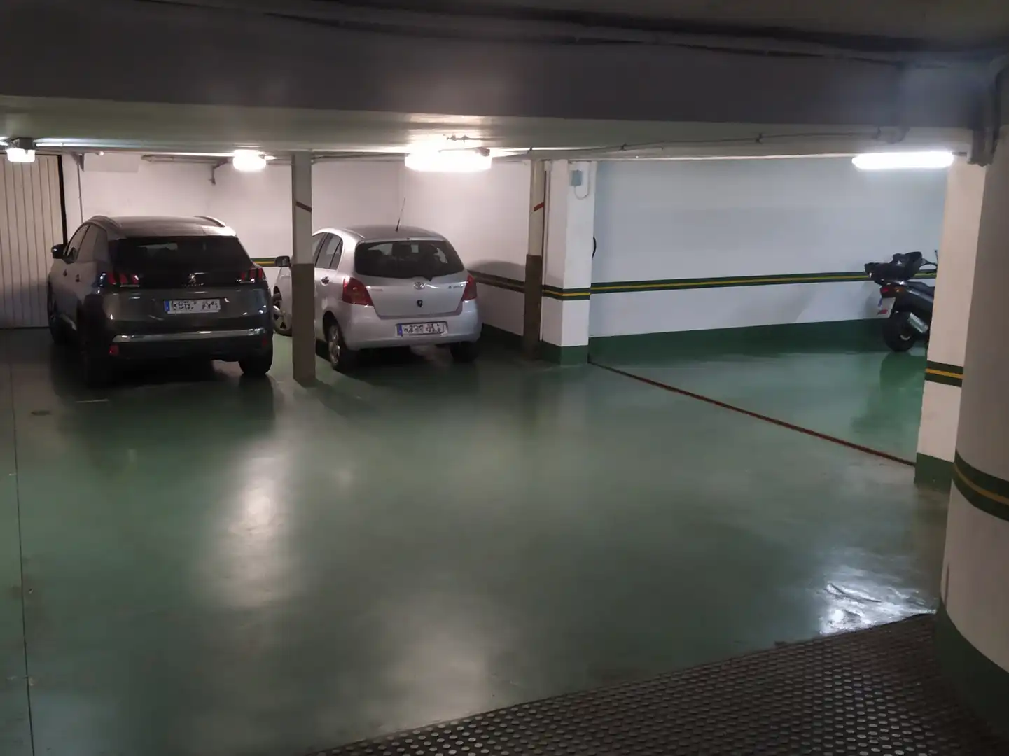 Parking de Casa o chalet en venta en  Logroño con Calefacción, Terraza y Trastero