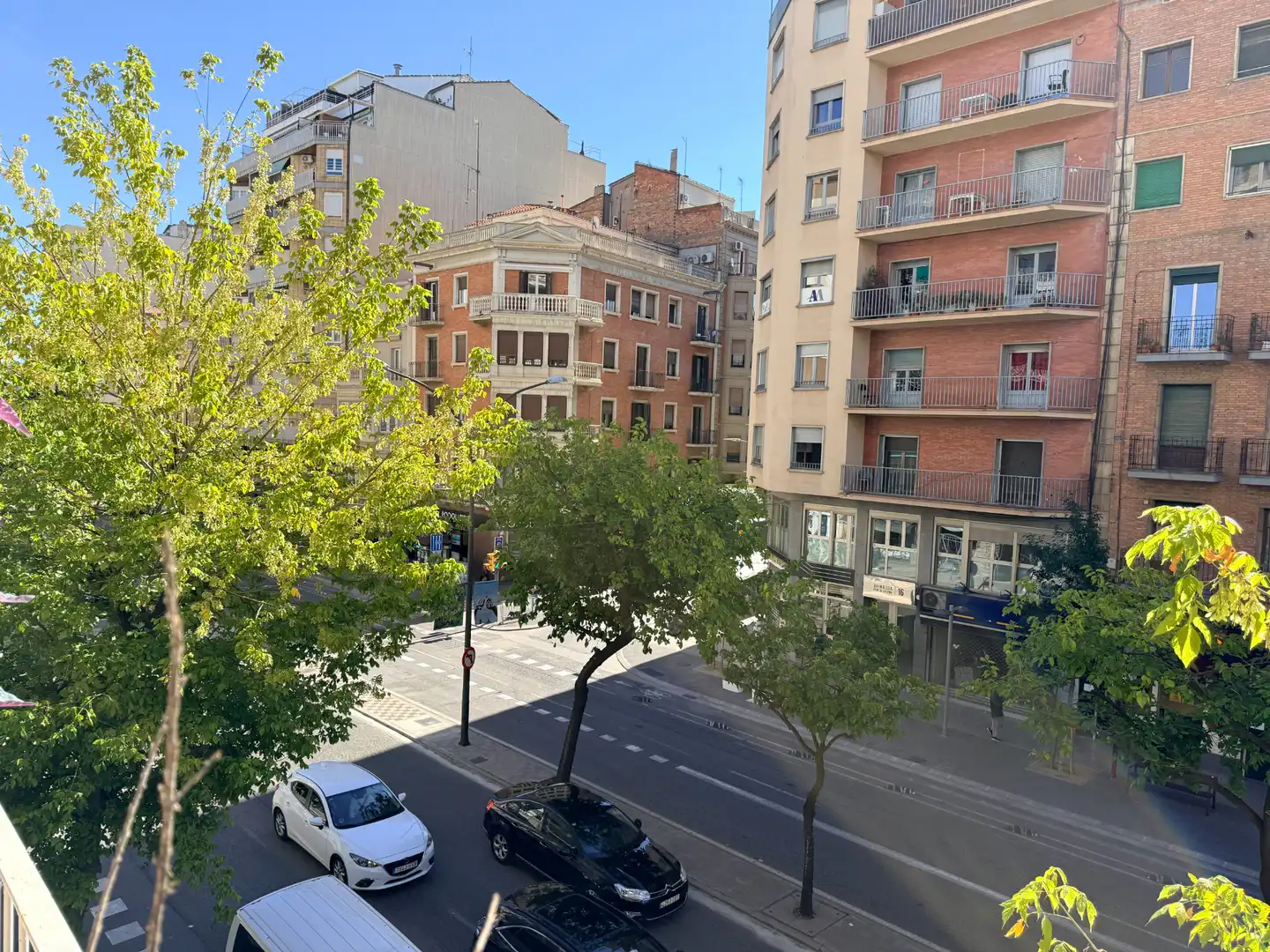 Piso con terraza en venta en Avinguda Prat de la Riba 3, imagen 17