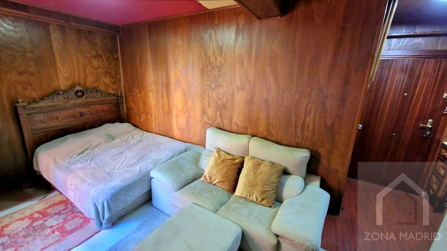 Habitación de Piso en venta en  Madrid Capital con Aire acondicionado y Amueblado