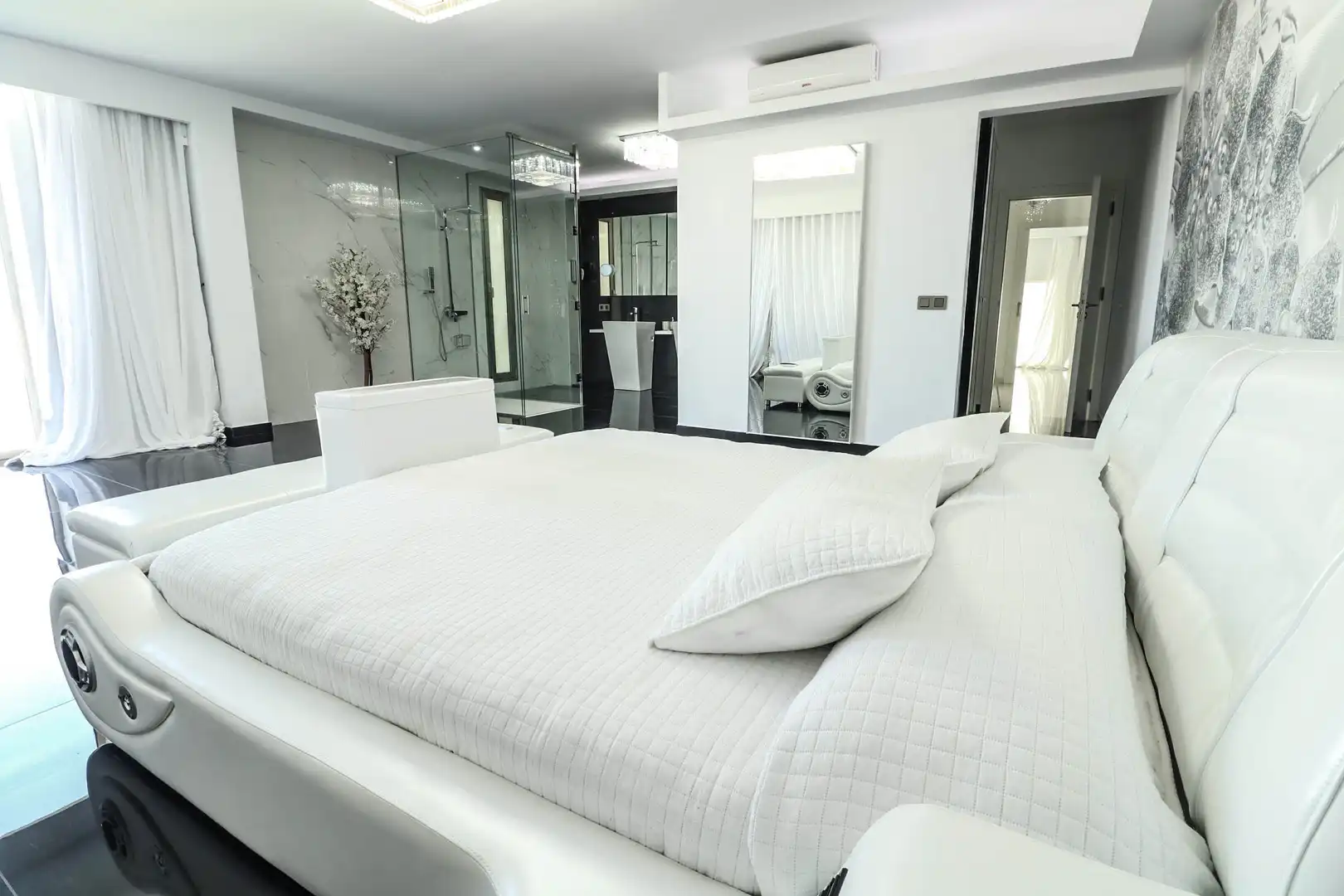 Habitación de Casa o chalet en venta en Teguise con Piscina y Amueblado