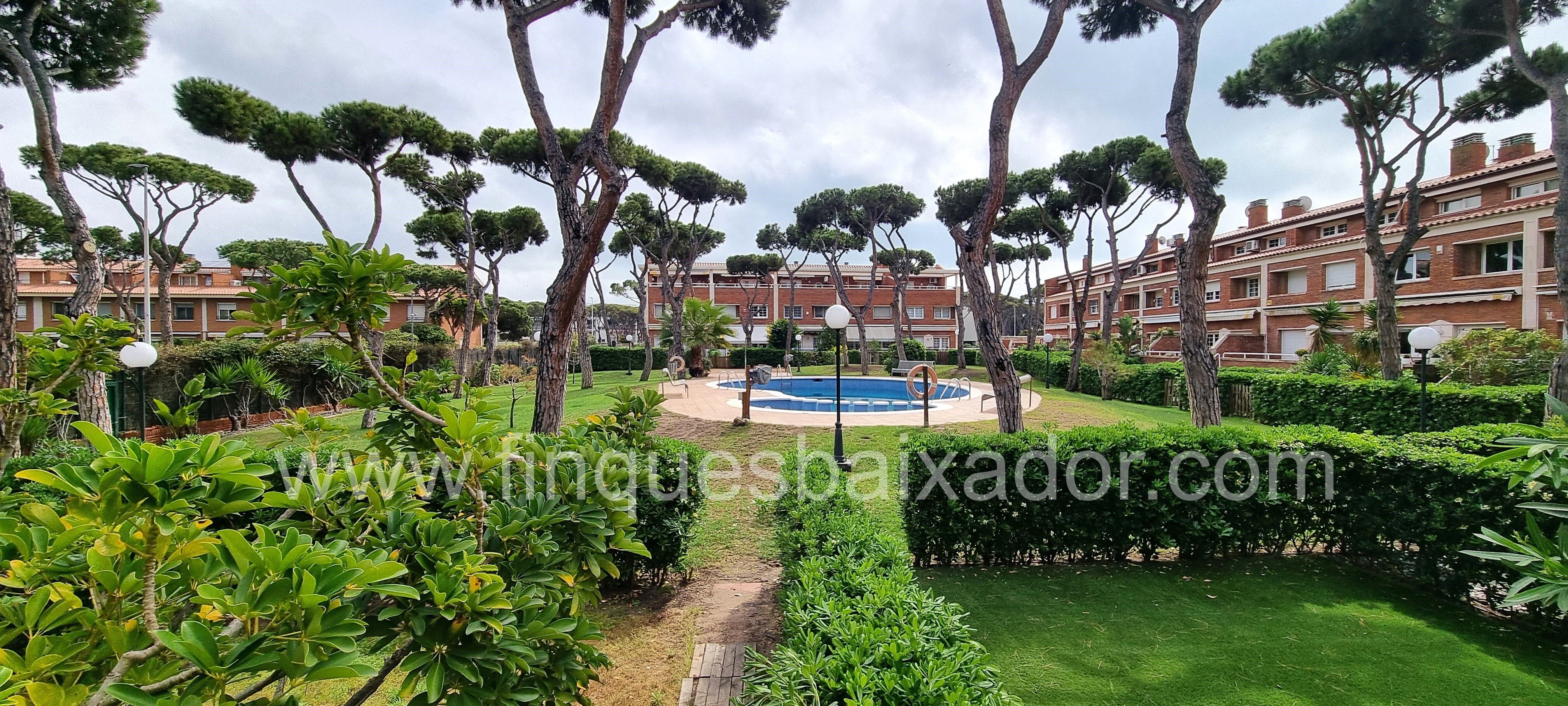 Single-family semi-detached for sale in Carrer de Calafell, Gavà Mar