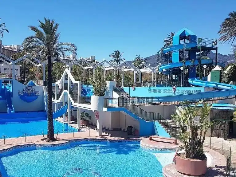 Monolocale con piscina in vendita a Avenida Avenida Parque 3, imagen 19