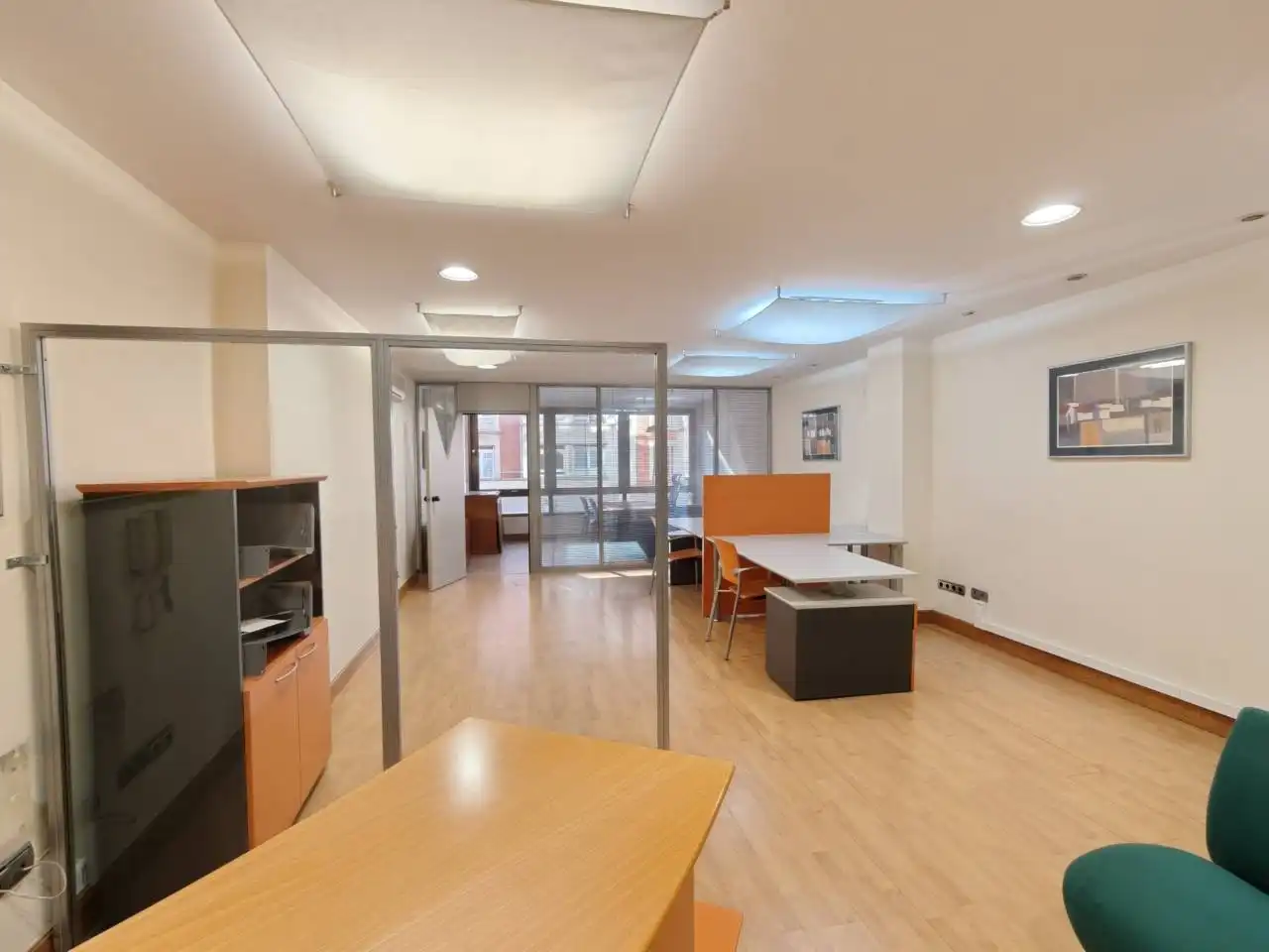Büro mit Aufzug zum Verkauf in Indautxu