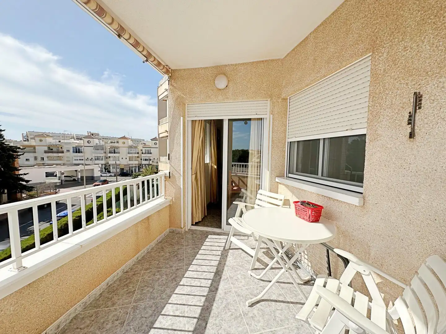 Apartamento con terraza en venta en Calle C. Virgen del Mar 1, imagen 2