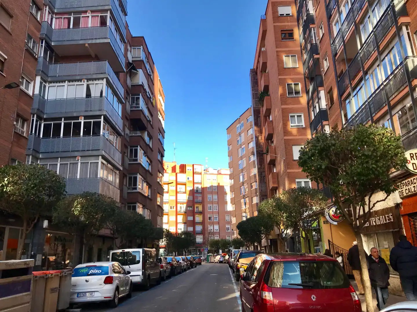 Vista exterior de Pis en venda en Valladolid amb Calefacció, Parquet i Terrassa