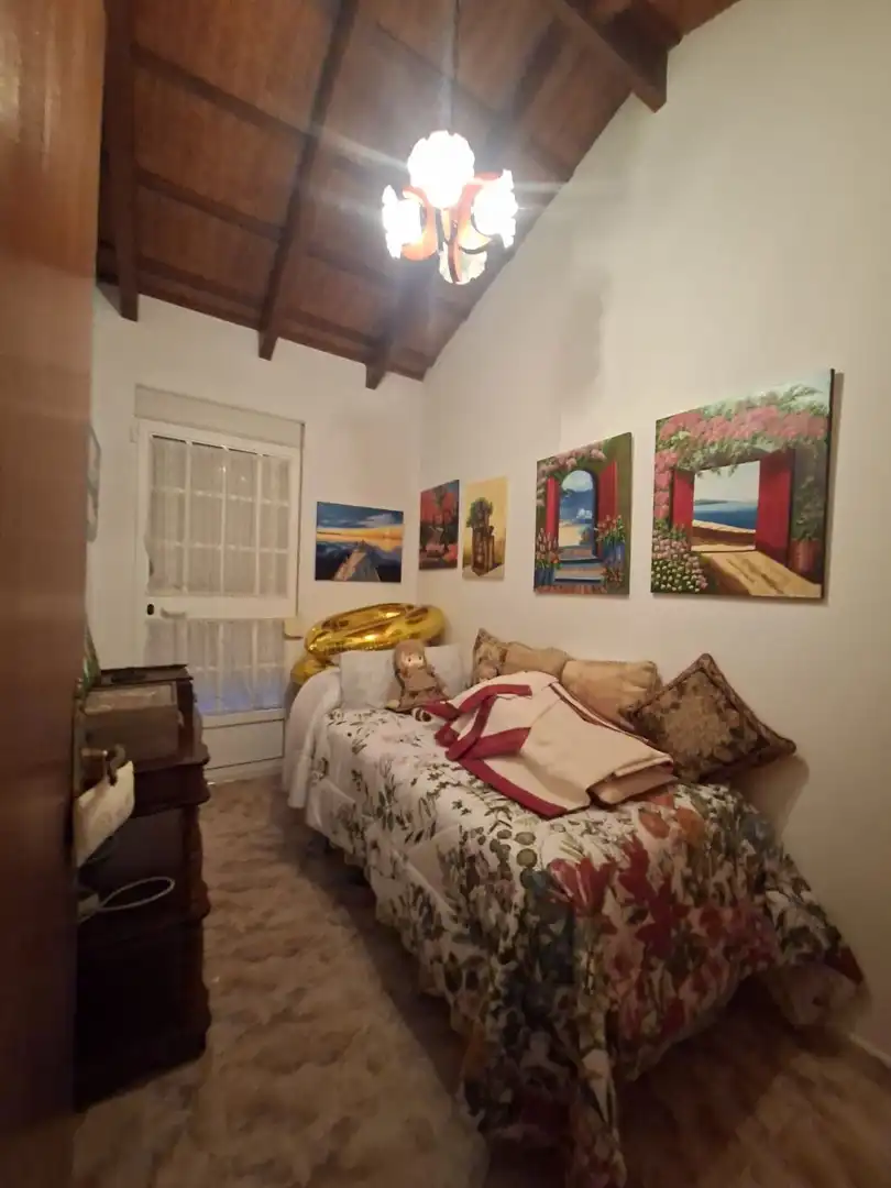Dormitori de Casa o xalet en venda en San Roque amb Aire condicionat, Calefacció i Jardí privat