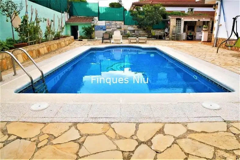 Piscina de Casa o xalet en venda en Lloret de Mar amb Calefacció, Jardí privat i Piscina